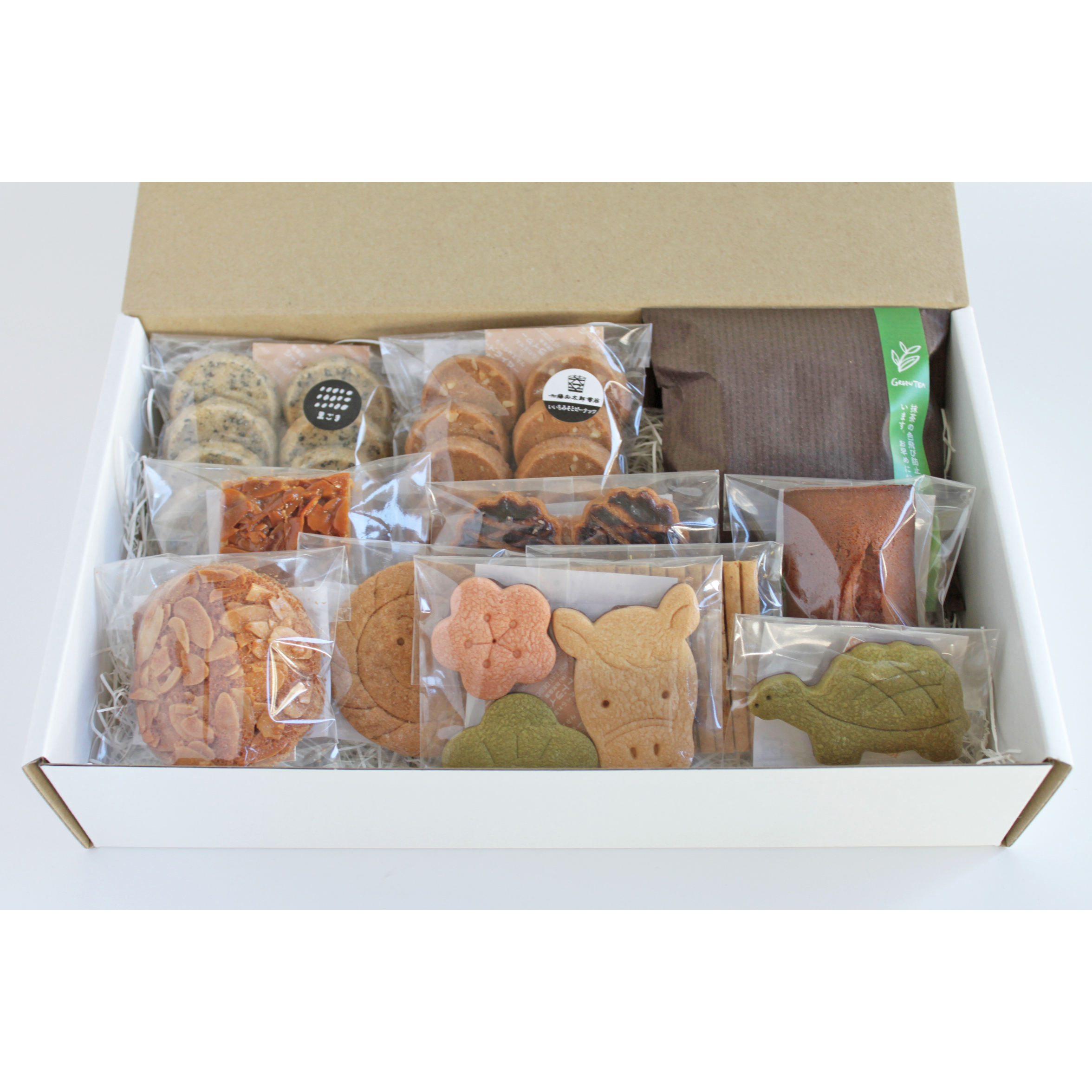 【受付開始☆配送12/25〜】2026 お正月のお菓子M